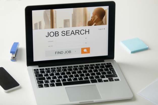 Getting Jobs at Your Fingertips: Tips for Online Job Seeker