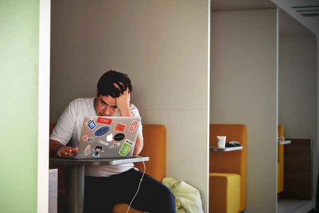 The Right Ways to Tell Candidates When They Don’t Get the Job