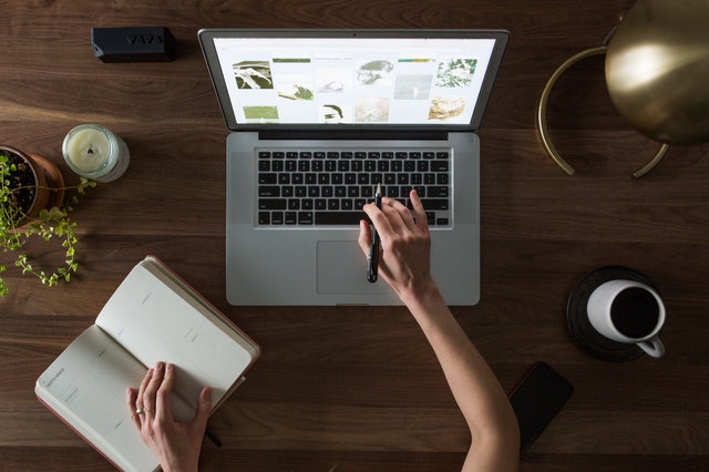 Here is the Correct Way to Write an Outstanding Job Portfolio