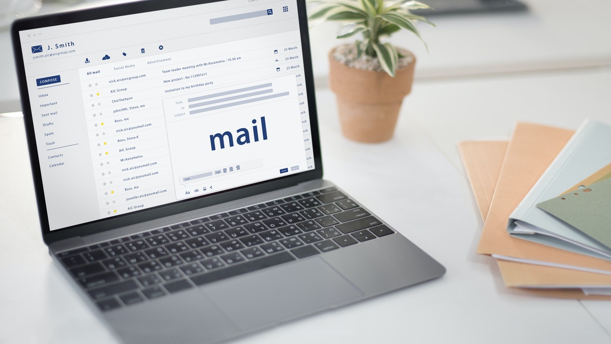 How to Craft an Engaging & Effective Welcome Email to New Employees