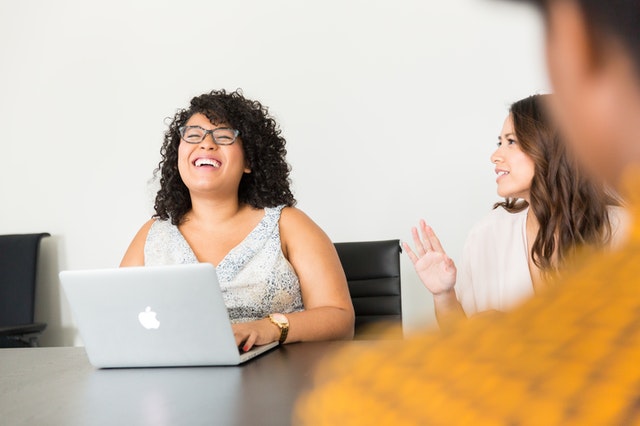 Let’s Loosen Up a Bit: 10 Recruiter Jokes to Laugh At